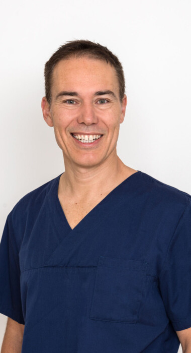 Dr. Dr. Robert Linsenmann